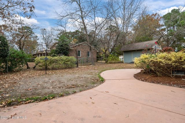 108 Wilkshire Drive, Greenville, NC 27858