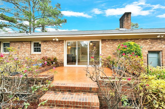 108 Wilkshire Drive, Greenville, NC 27858