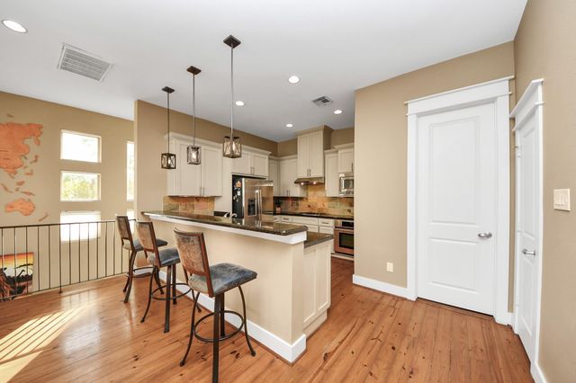 2115 Cohn Street, Houston, TX 77007