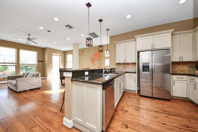 2115 Cohn Street, Houston, TX 77007