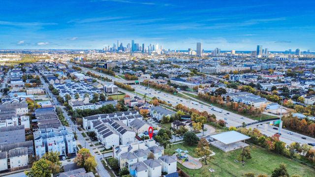 2115 Cohn Street, Houston, TX 77007