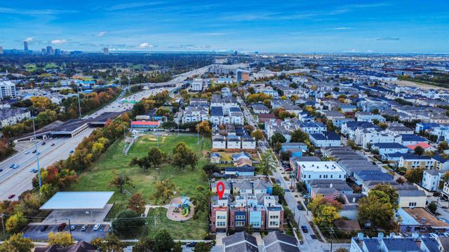 2115 Cohn Street, Houston, TX 77007