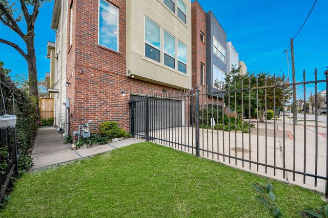 2115 Cohn Street, Houston, TX 77007