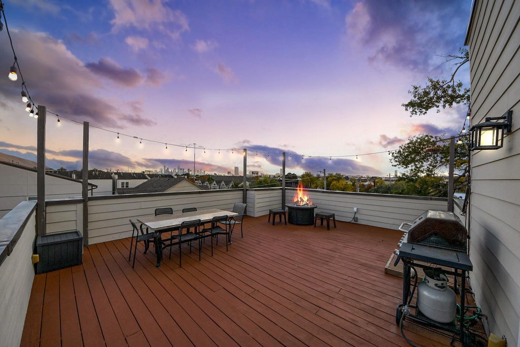 2115 Cohn Street, Houston, TX 77007