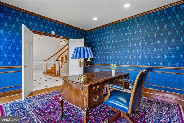 8013 GREENWICH WOODS DR, Mclean, VA 22102