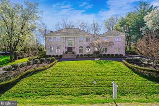 8013 GREENWICH WOODS DR, Mclean, VA 22102