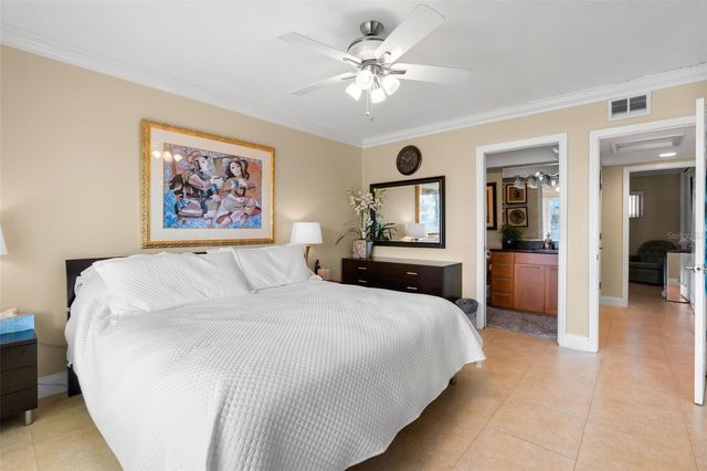 400 LARBOARD WAY 106, Clearwater Beach, FL 33767