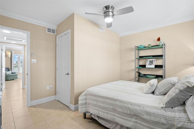 400 LARBOARD WAY 106, Clearwater Beach, FL 33767