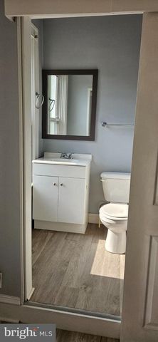 806 N BENTALOU ST, Baltimore, MD 21216