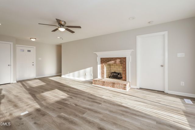 17 Governors, Durham, NC 27705