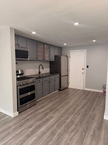 262 E Haverhill St 21, Lawrence, MA 01841