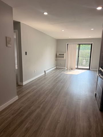 262 E Haverhill St 21, Lawrence, MA 01841