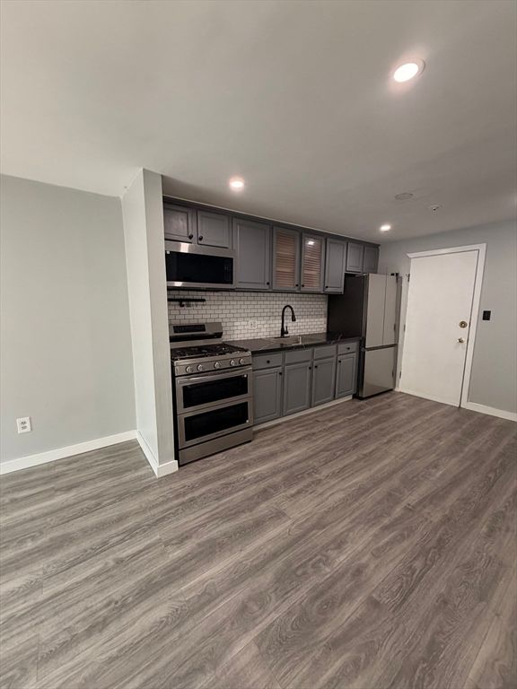 262 E Haverhill St 21, Lawrence, MA 01841