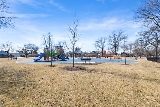 9027 27th Street, Brookfield, IL 60513