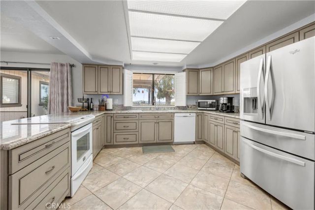 38680 Avenida De La Bandolero, Temecula, CA 92592