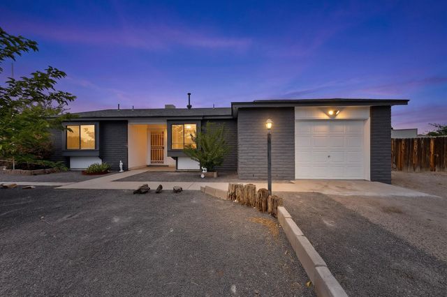 160 Timor Road SE, Rio Rancho, NM 87124