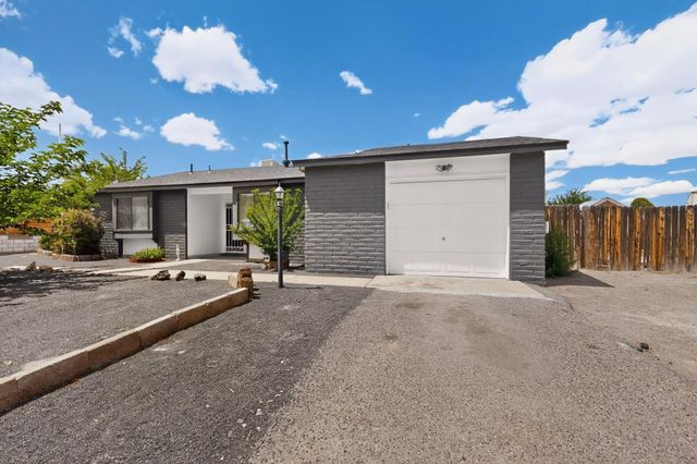 160 Timor Road SE, Rio Rancho, NM 87124