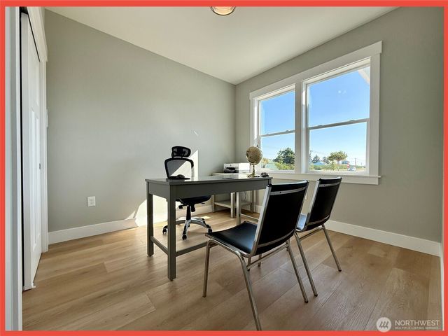 990 Alida Court SE, Ocean Shores, WA 98569