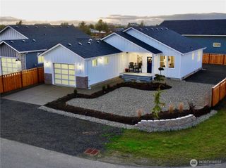 990 Alida Court SE, Ocean Shores, WA 98569