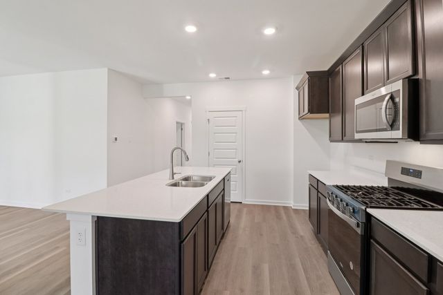 1111 Bluebell Lane, Bartlett, IL 60103