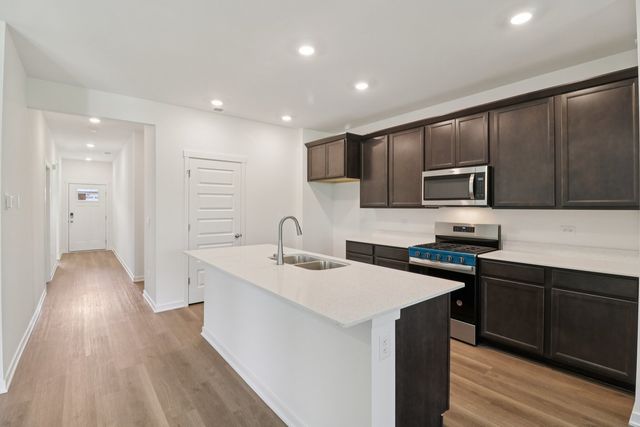 1111 Bluebell Lane, Bartlett, IL 60103