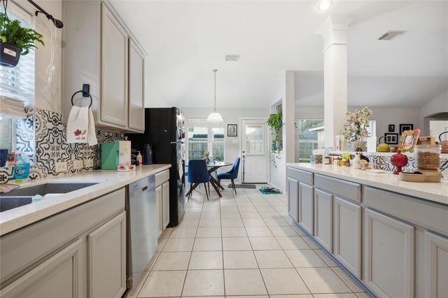 5755 Lightstone, League City, TX 77573