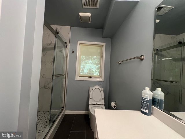 247 SPRINGVALE RD, Great Falls, VA 22066