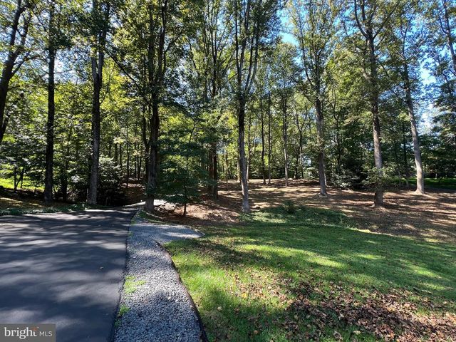 247 SPRINGVALE RD, Great Falls, VA 22066