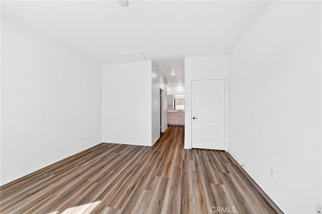 30874 Windy Ridge Way, Menifee, CA 92584