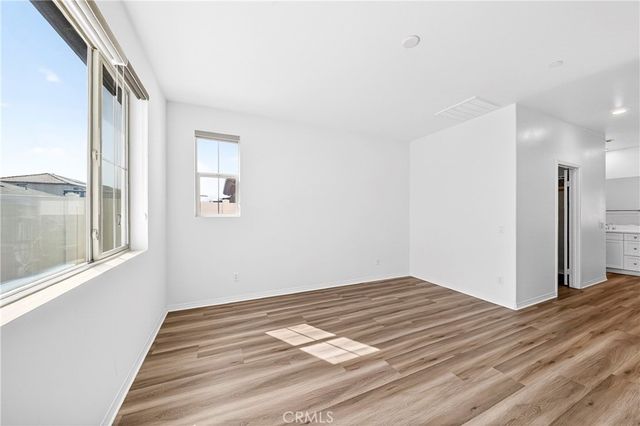 30874 Windy Ridge Way, Menifee, CA 92584