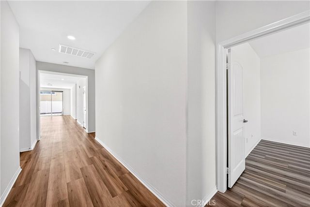 30874 Windy Ridge Way, Menifee, CA 92584