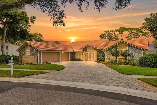 3493 SHORELINE CIRCLE, Palm Harbor, FL 34684