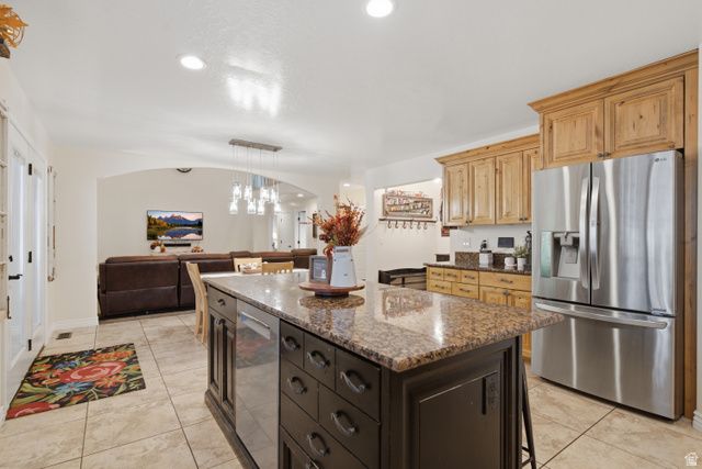 1261 W 1950 S, Syracuse, UT 84075