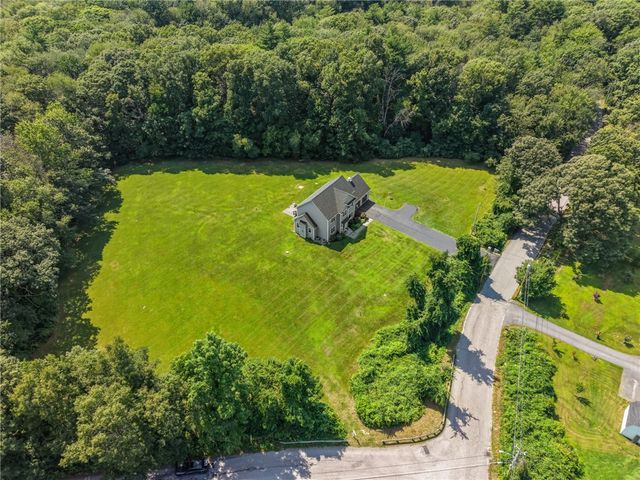 277 Yew Street, Douglas, MA 01516