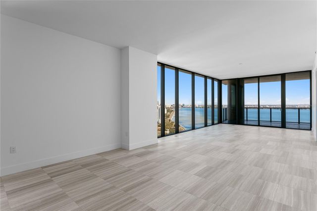 3015 S YSABELLA AVENUE 2301, Tampa, FL 33629