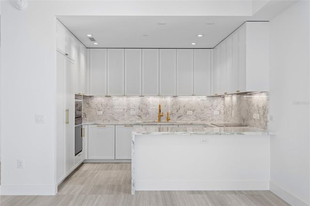 3015 S YSABELLA AVENUE 2301, Tampa, FL 33629