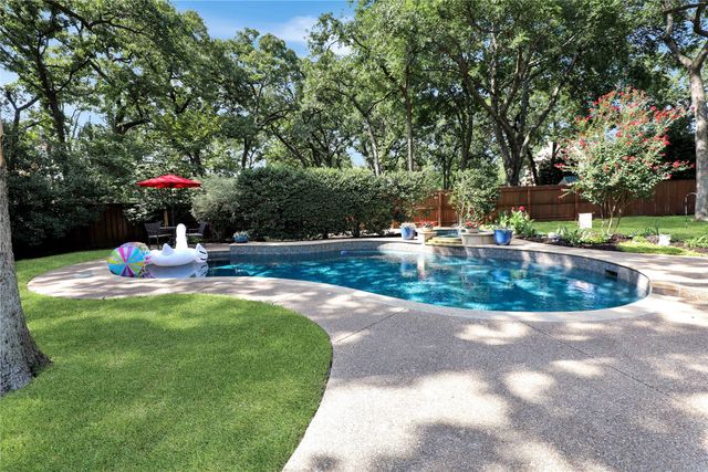 802 Brazos Drive, Southlake, TX 76092