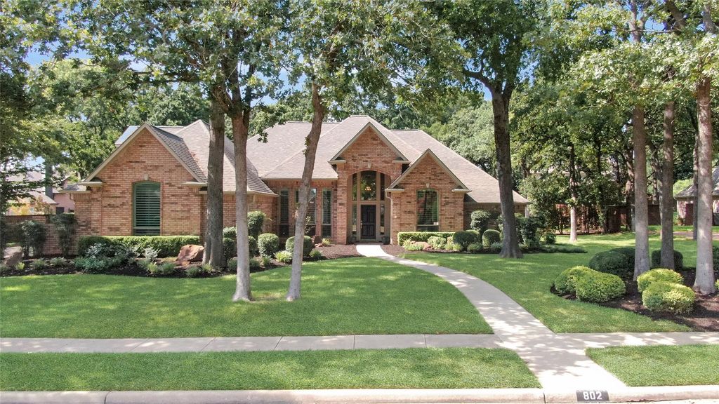 802 Brazos Drive, Southlake, TX 76092