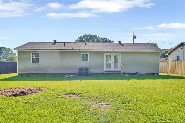 350 Longhorn Drive, Fayetteville, NC 28303