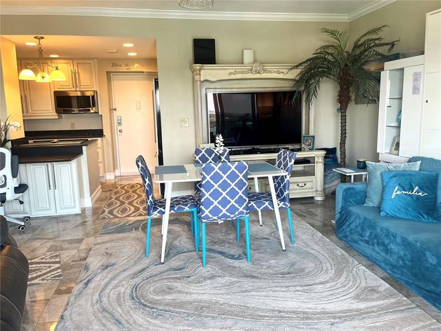 880 MANDALAY AVENUE N610, Clearwater Beach, FL 33767