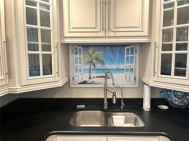 880 MANDALAY AVENUE N610, Clearwater Beach, FL 33767