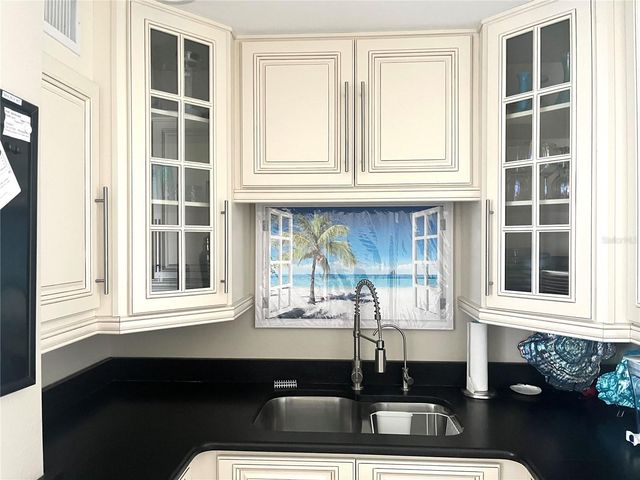 880 MANDALAY AVENUE N610, Clearwater Beach, FL 33767