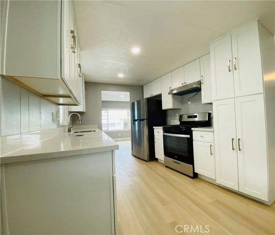 601 N Kirby Street 102, Hemet, CA 92545