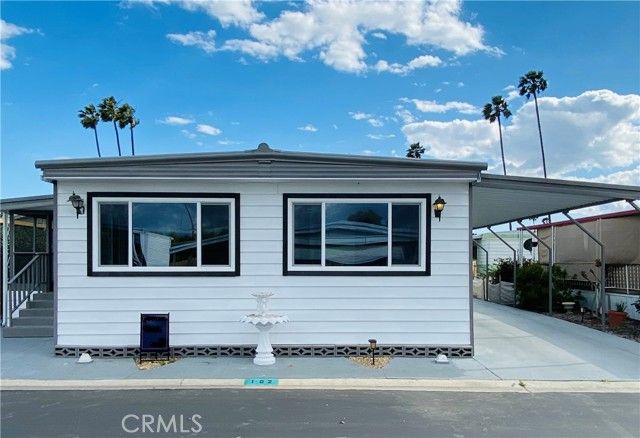 601 N Kirby Street 102, Hemet, CA 92545