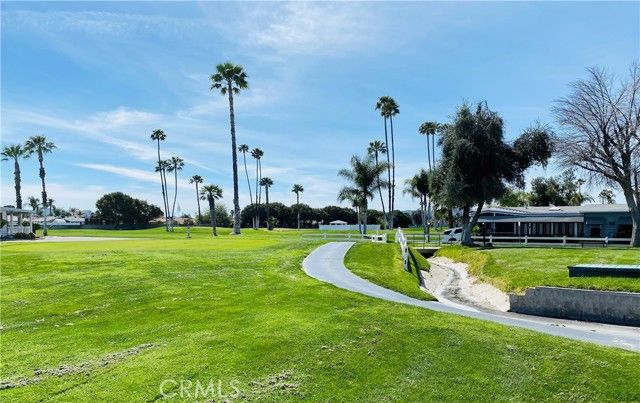 601 N Kirby Street 102, Hemet, CA 92545