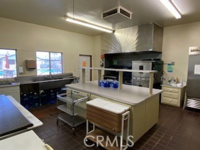 601 N Kirby Street 102, Hemet, CA 92545