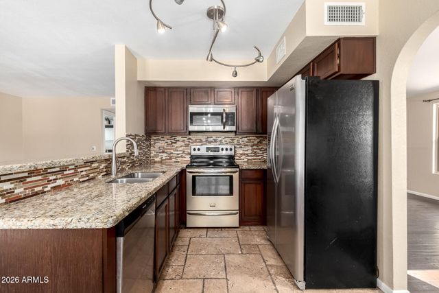 6533 E BEVERLY Lane, Scottsdale, AZ 85254