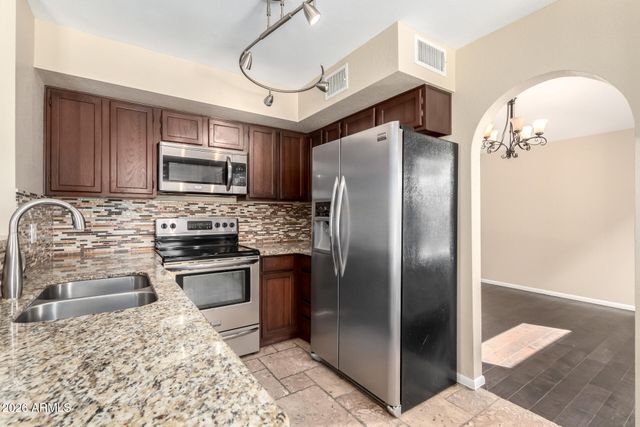 6533 E BEVERLY Lane, Scottsdale, AZ 85254