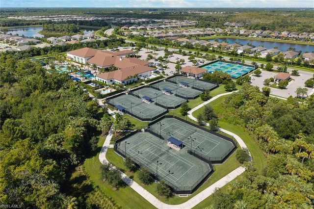 12445 Dahlia CT, Naples, FL 34120
