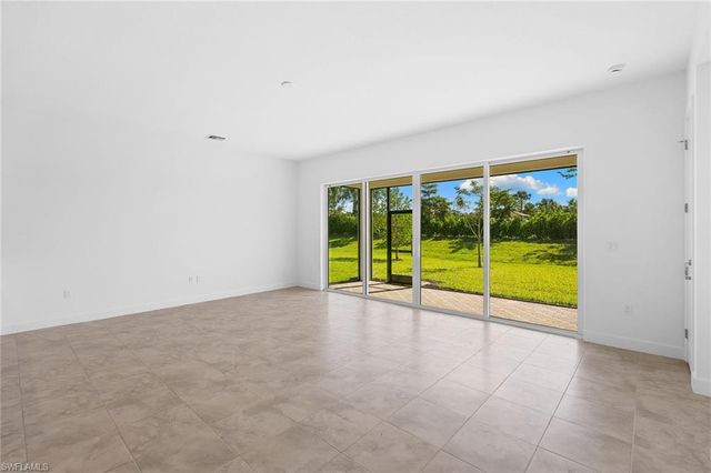 12445 Dahlia CT, Naples, FL 34120